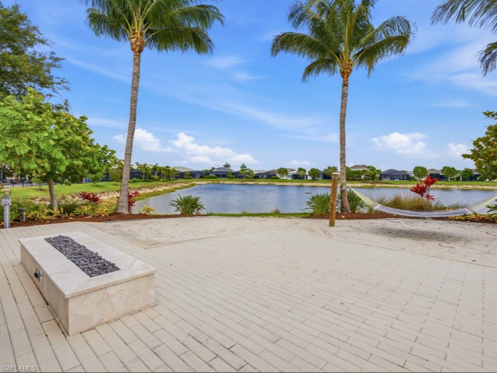 8947 Saint Lucia Dr Property Photo 28