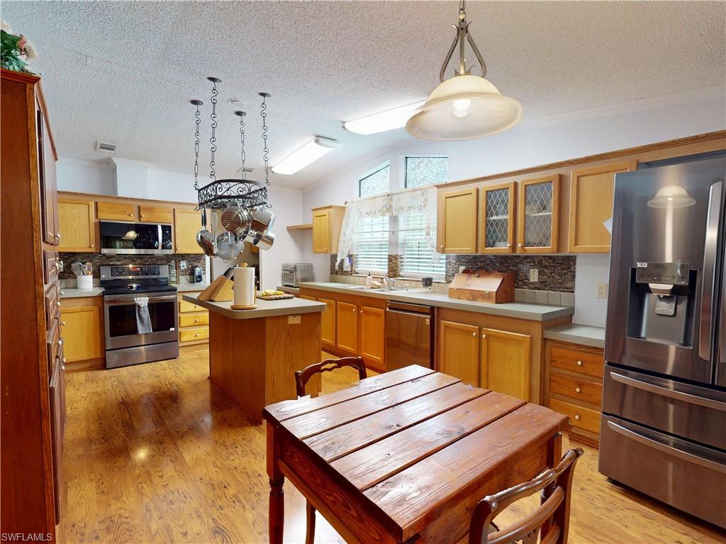 17021 Shelby Ln Property Photo 17