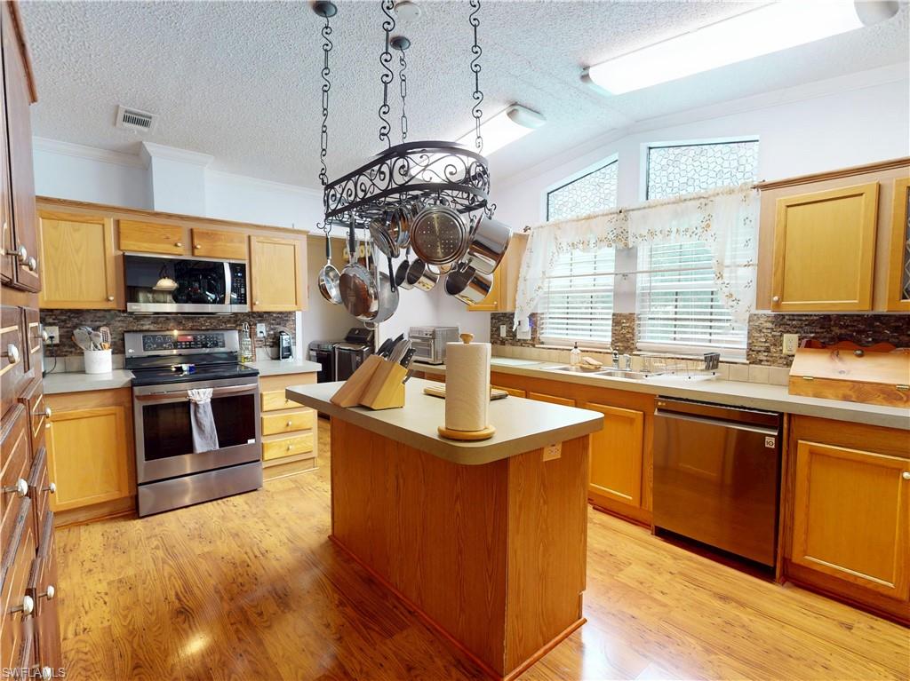 17021 Shelby Ln Property Photo 19