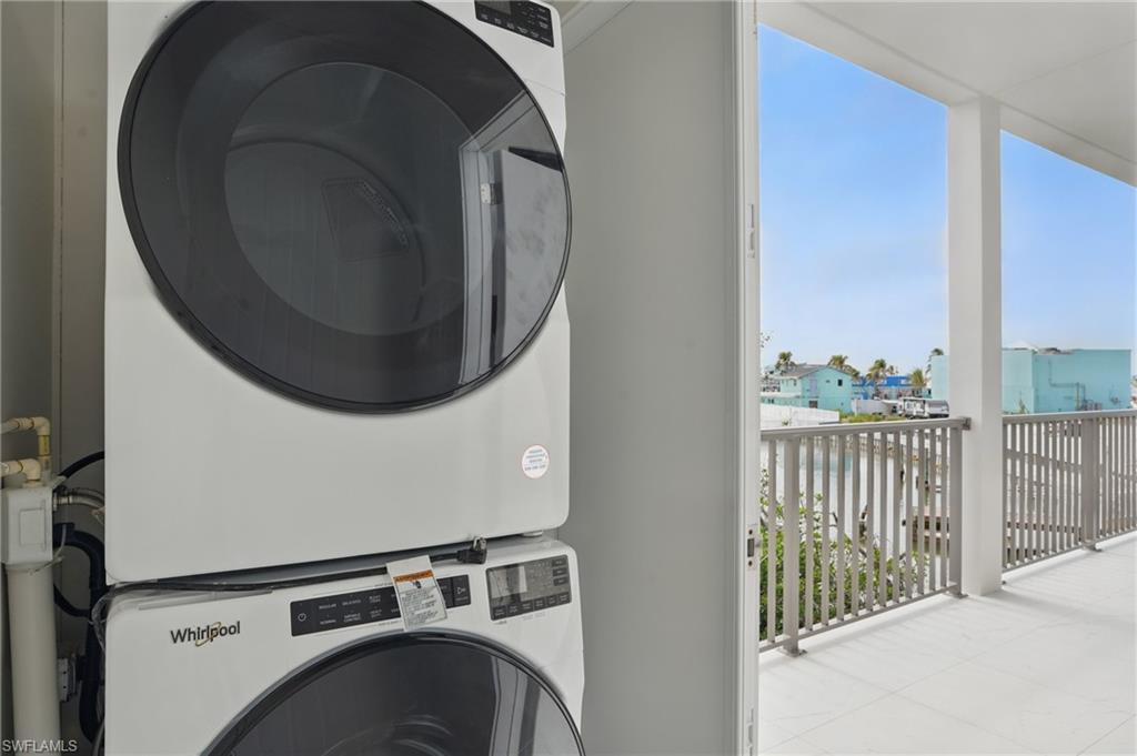 855 Lagoon St 4 Property Photo 17