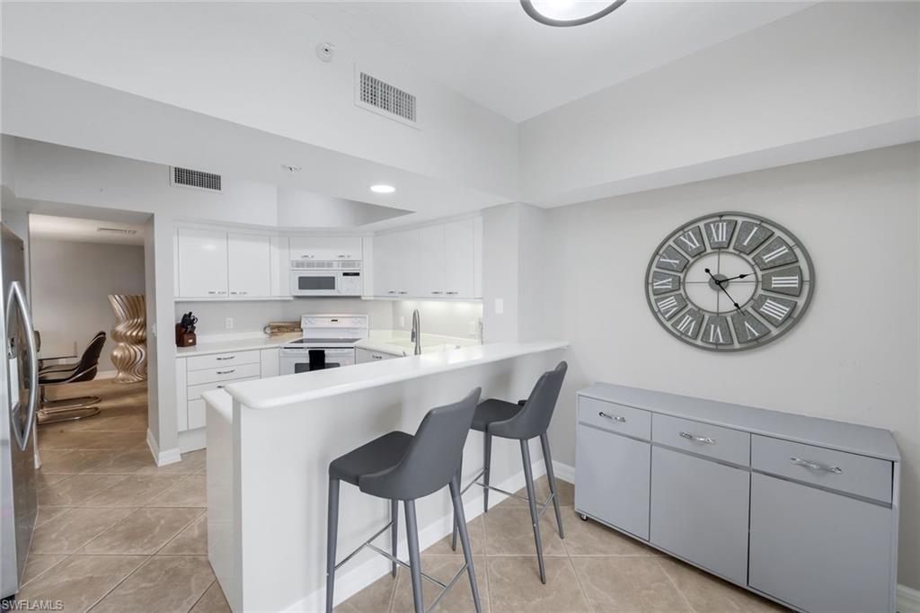 980 Cape Marco Dr 1602 Property Photo 10