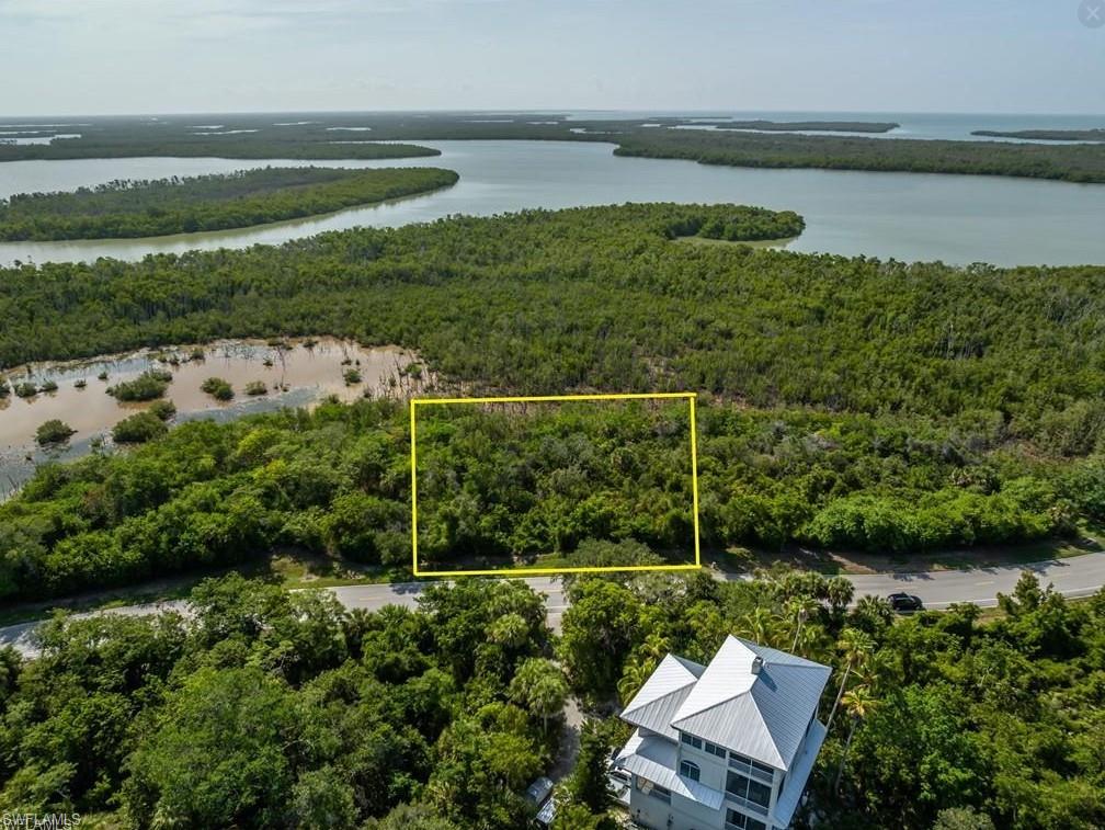 822 Whiskey Creek Dr Property Photo 1