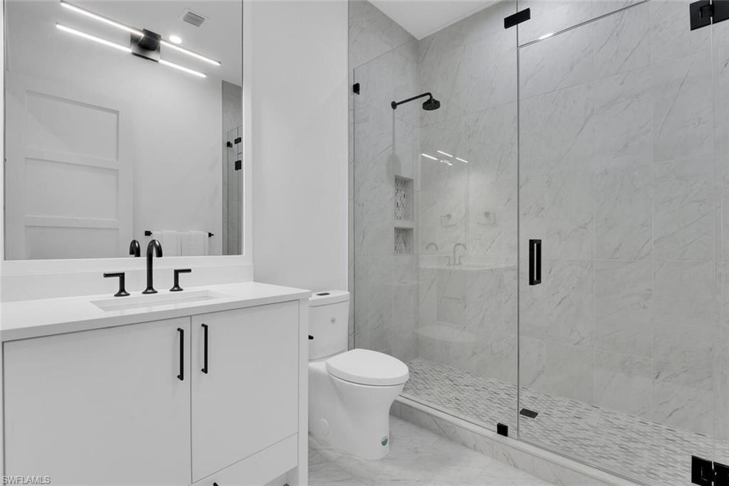 201 8th St S 208 Property Photo 24