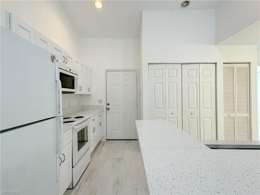 6265 Vista Garden Way B Property Photo 20