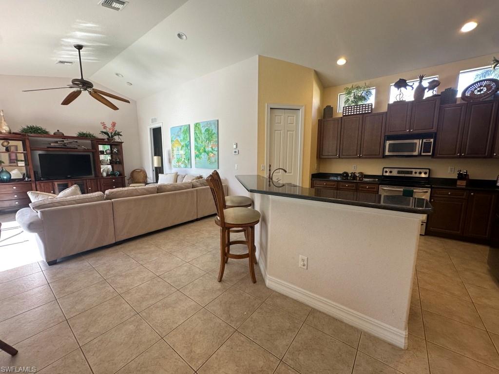 967 Tivoli Ct Property Photo 6