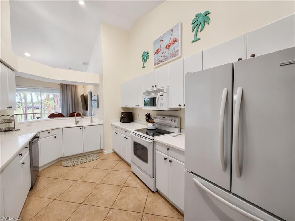 8175 Celeste Dr 1229 Property Photo 3