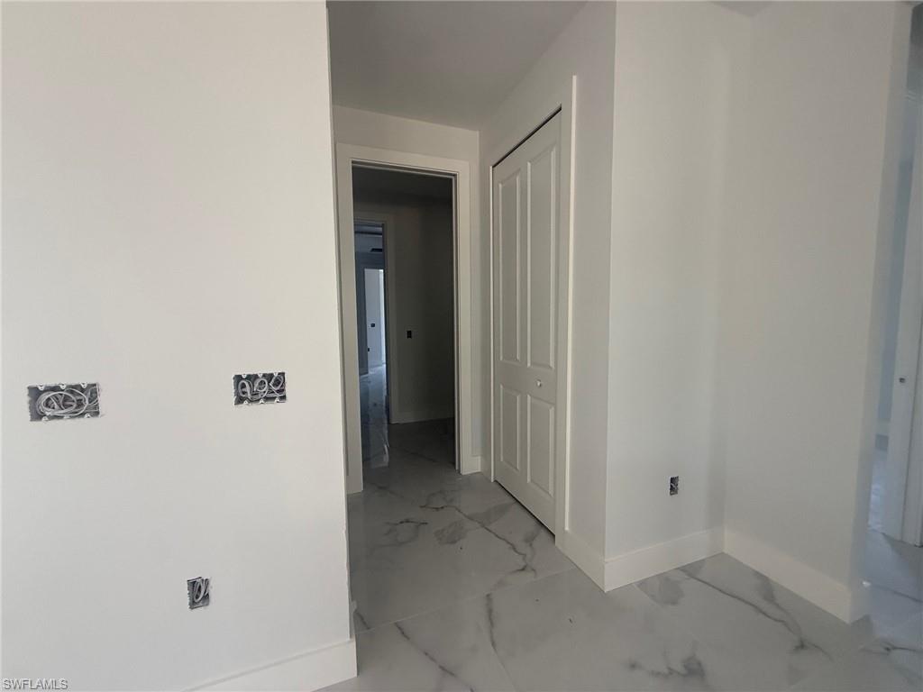 3628 10th Ave Ne Property Photo 5