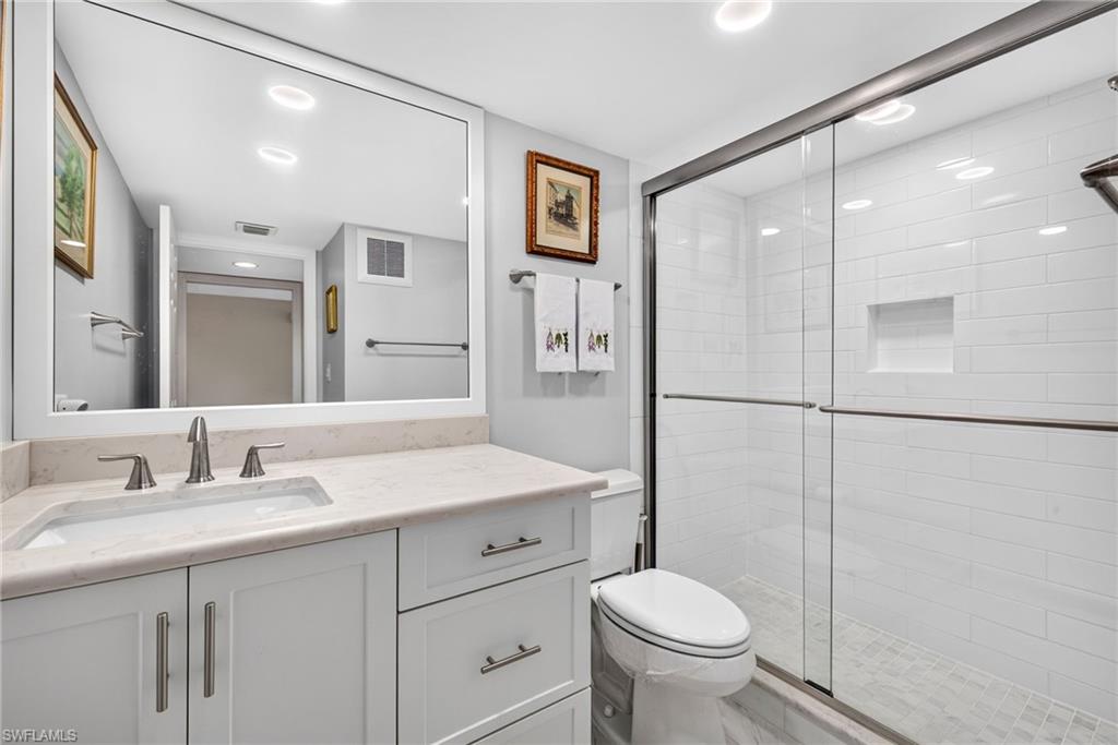 200 Wyndemere Way B402 Property Photo 12