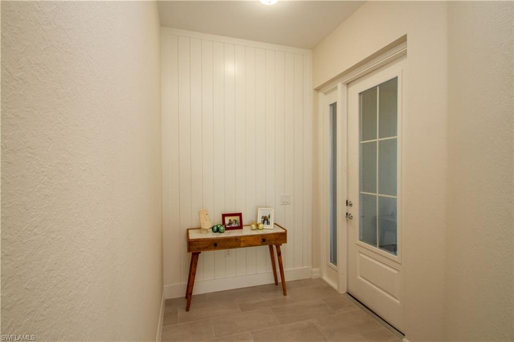 163 Indies Dr E 106 Property Photo 2
