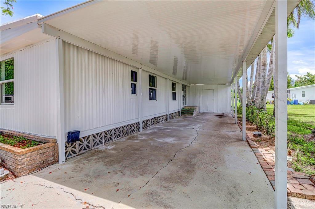 120 Grassy Key Ln 38 Property Photo 3