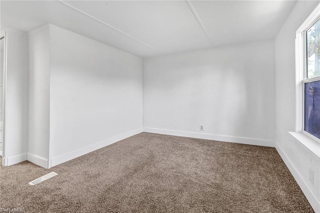 120 Grassy Key Ln 38 Property Photo 12