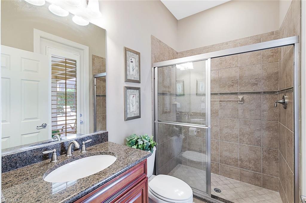 12118 Wicklow Ln Property Photo 23
