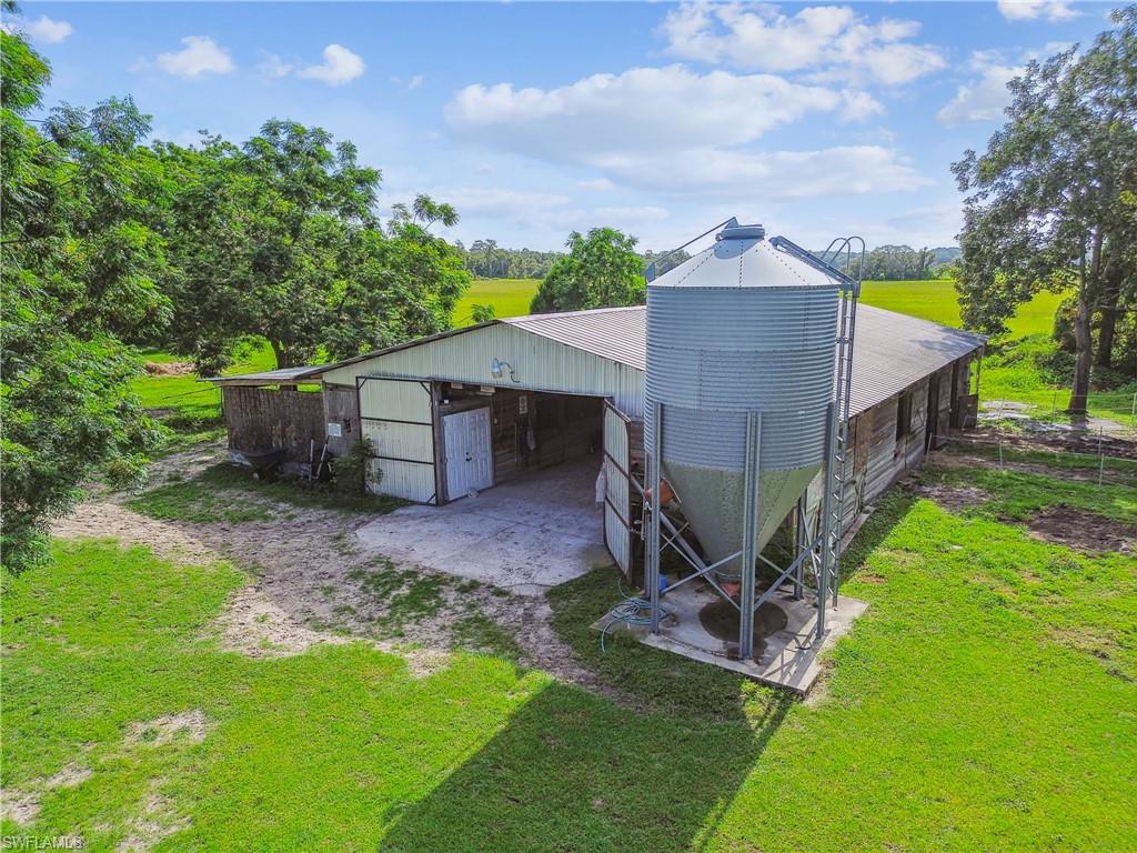 18139 Benes Roush Rd Property Photo 10