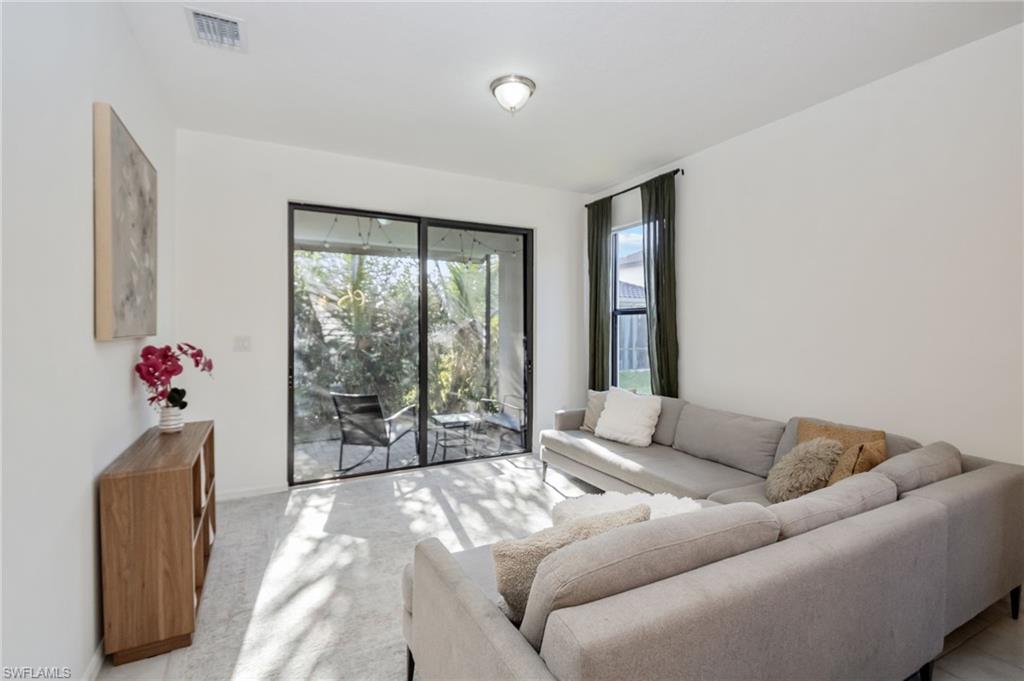 5580 Morino Way Property Photo 7