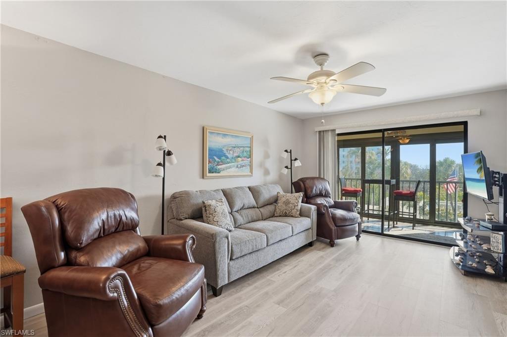6893 Estero Blvd 423 Property Photo 6