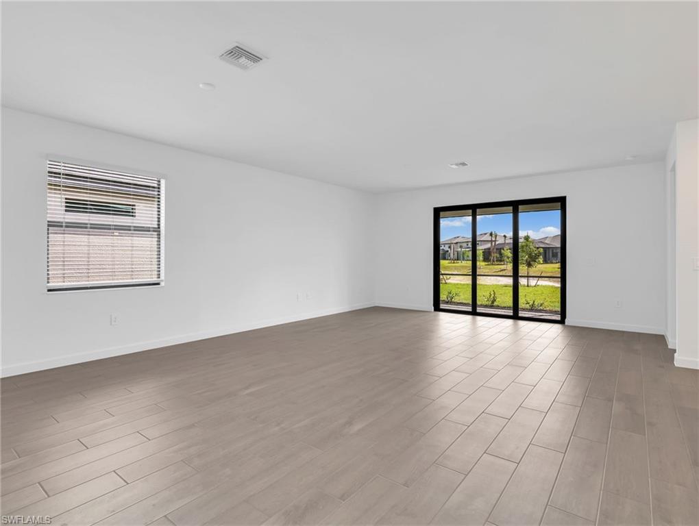 19228 Gentry Pl Property Photo 6