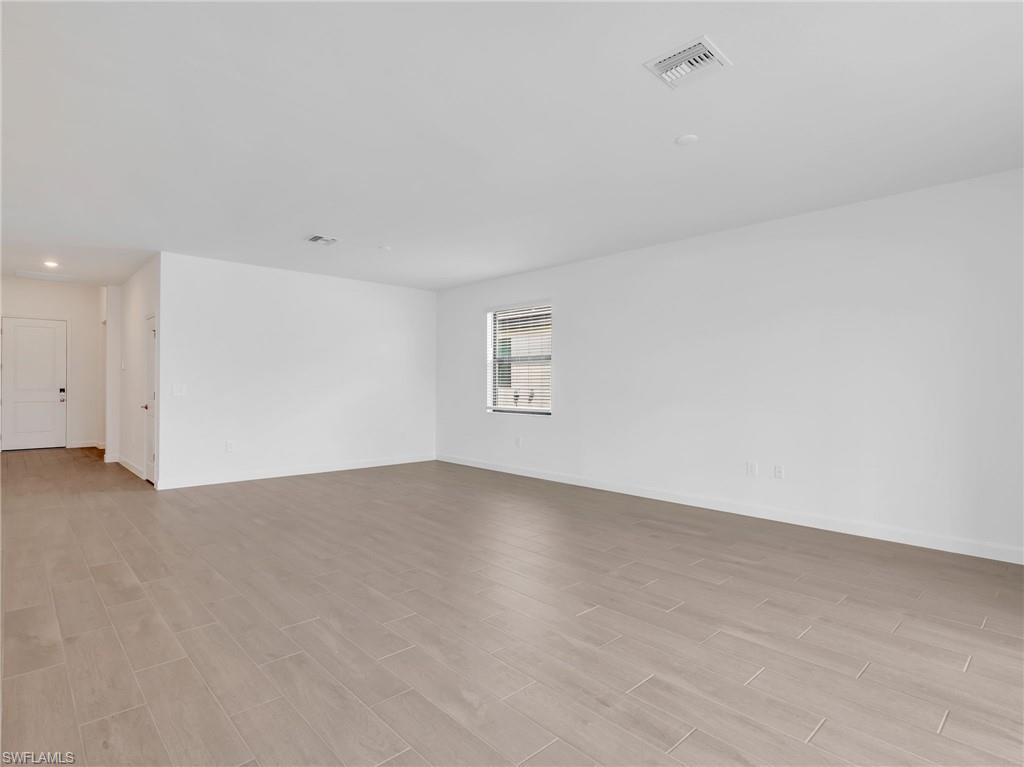 19228 Gentry Pl Property Photo 9