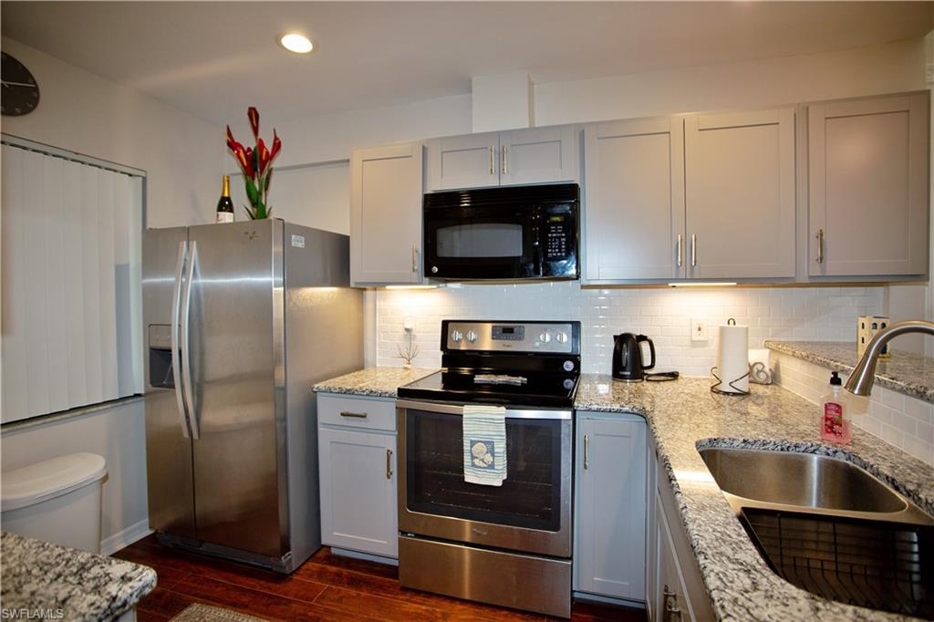 9871 Citadel Ln 208 Property Photo 10