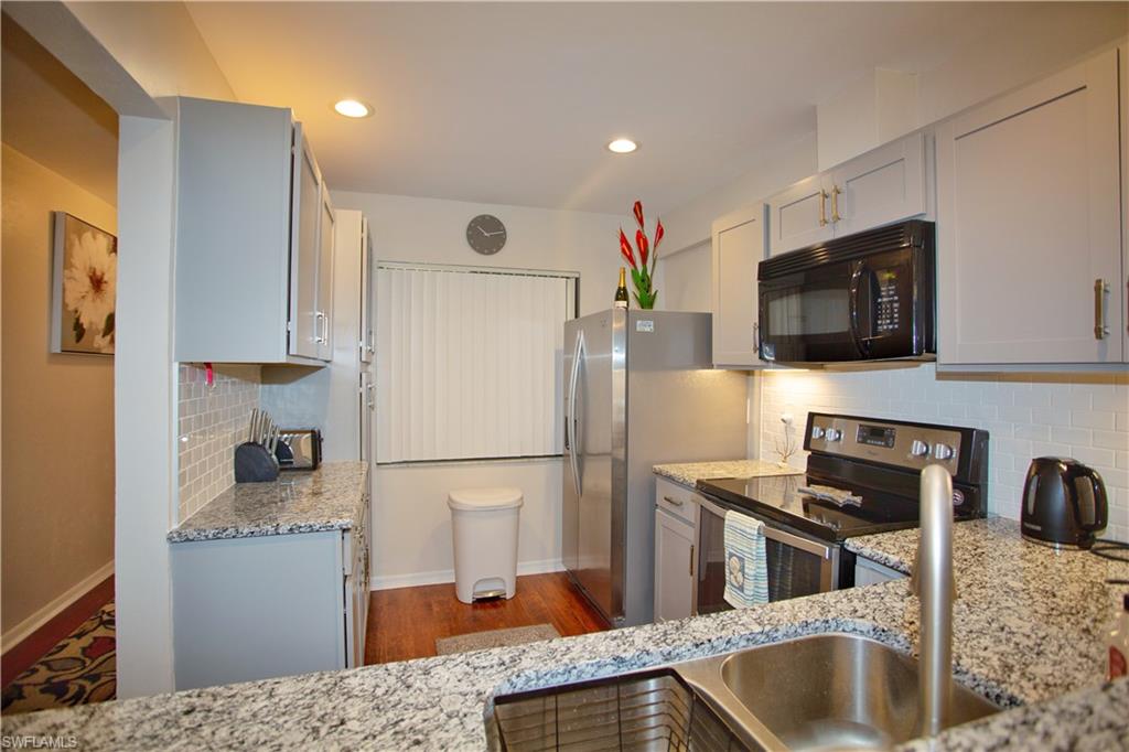 9871 Citadel Ln 208 Property Photo 14