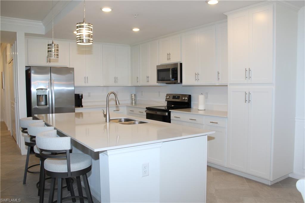 5715 Double Eagle Cir 4416 Property Photo 3