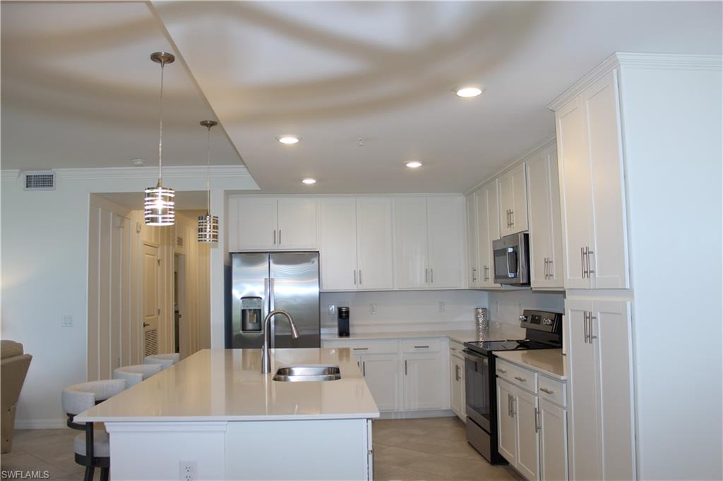5715 Double Eagle Cir 4416 Property Photo 5