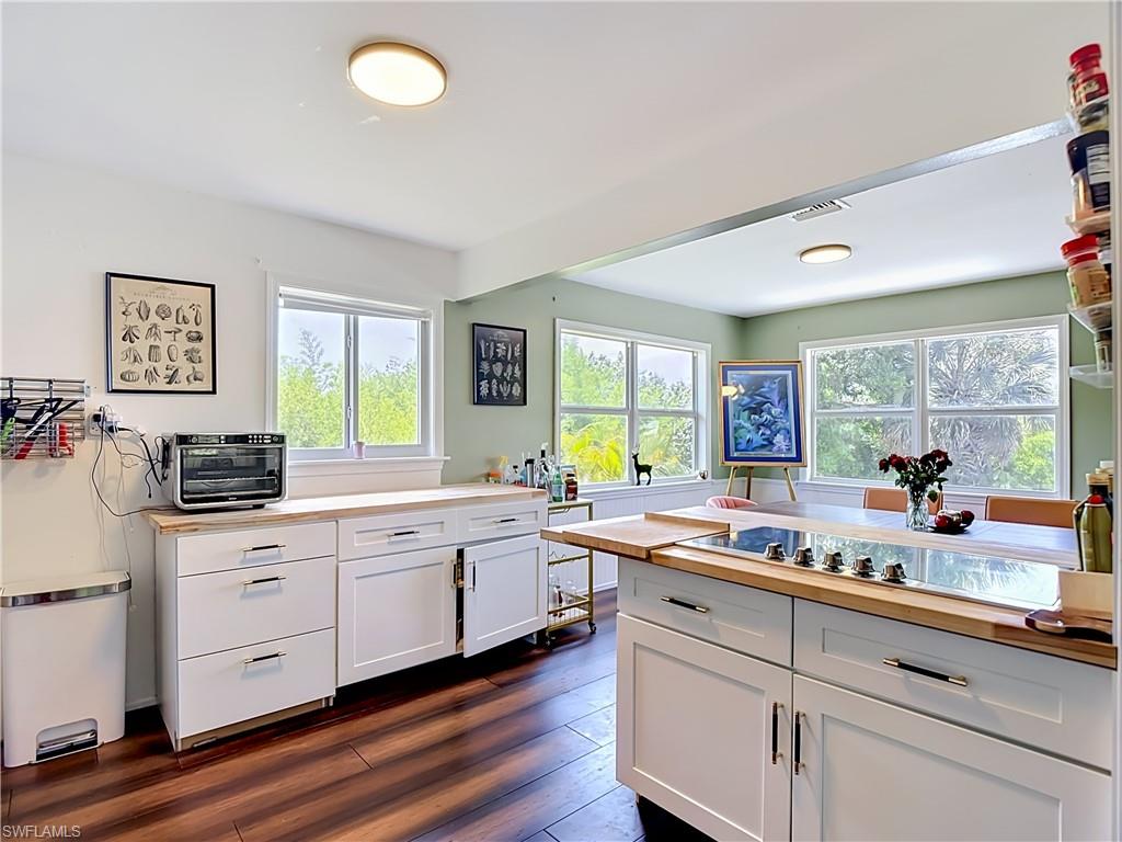 4549 Courtney Rd Property Photo 11