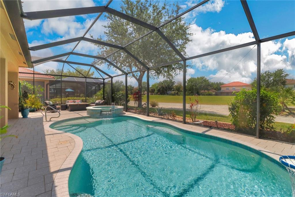2165 Vardin Pl Property Photo 2