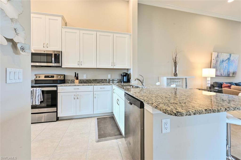 9386 Pocida Ct 204 Property Photo 8