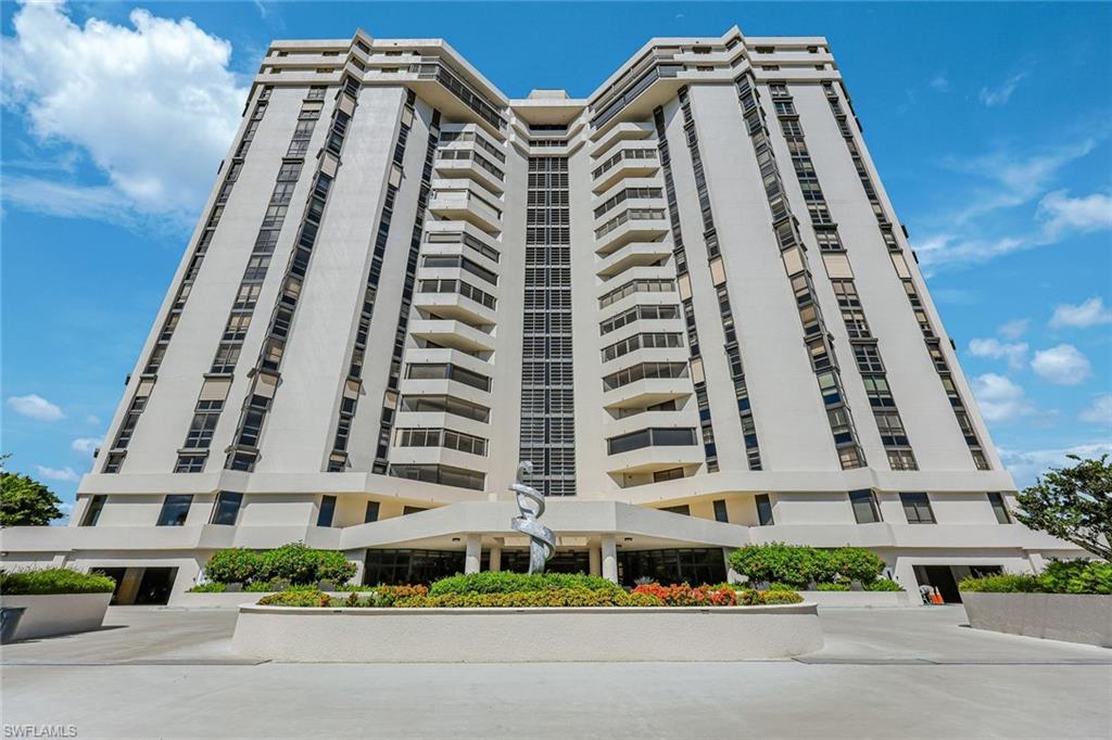 6001 Pelican Bay Blvd F Property Photo 25