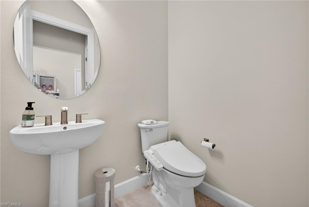 20122 Hartford Blvd Property Photo 34