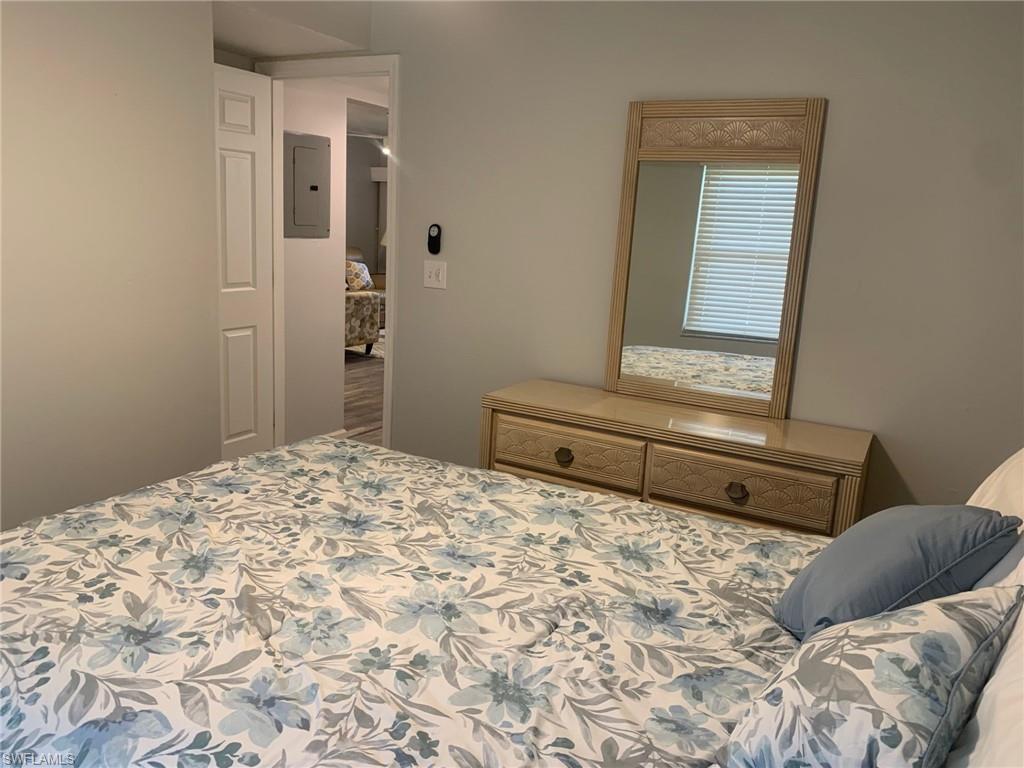 8715 Charter Club Cir 4 Property Photo 11