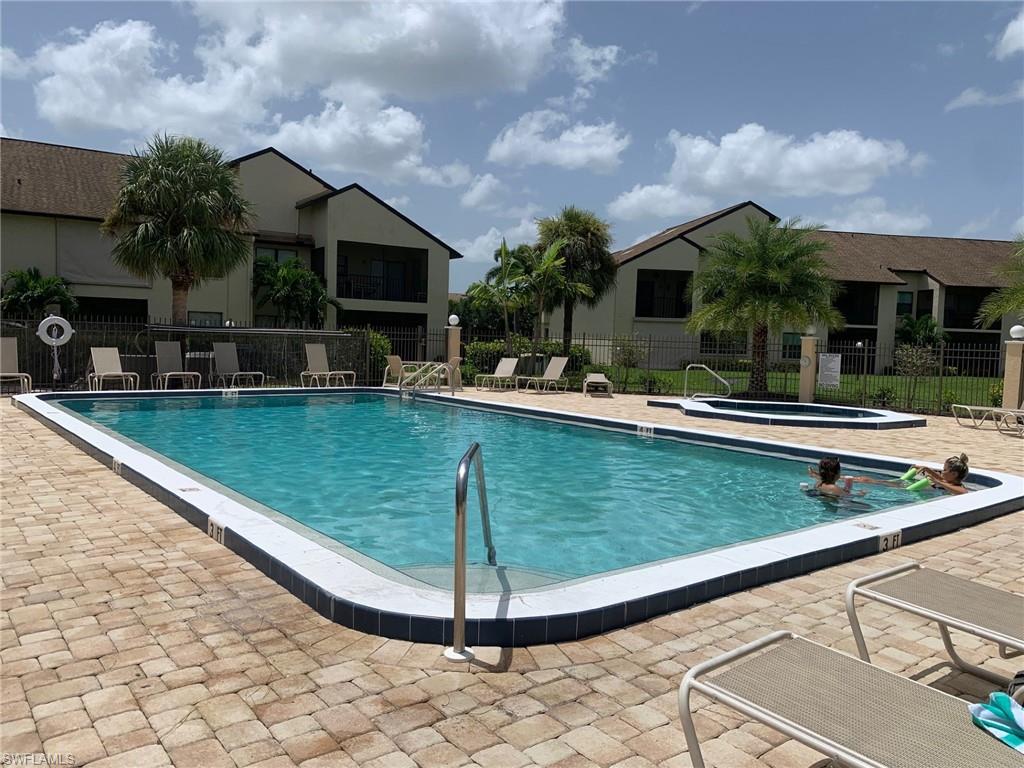 8715 Charter Club Cir 4 Property Photo 19