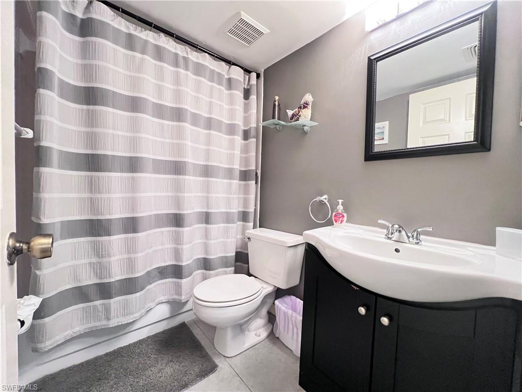 717 Landover Cir 103 Property Photo 12