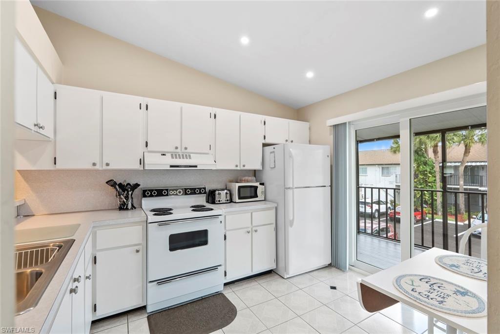 3532 Antarctic Cir 2216 Property Photo 11