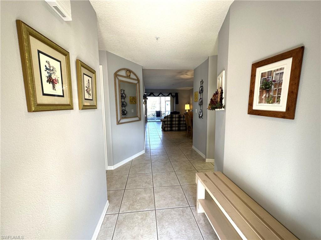 6670 Huntington Lakes Cir 103 Property Photo 4