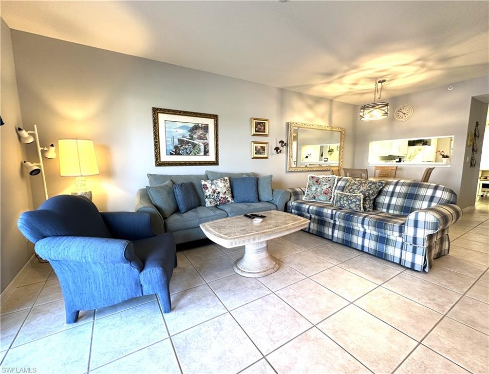 6670 Huntington Lakes Cir 103 Property Photo 10