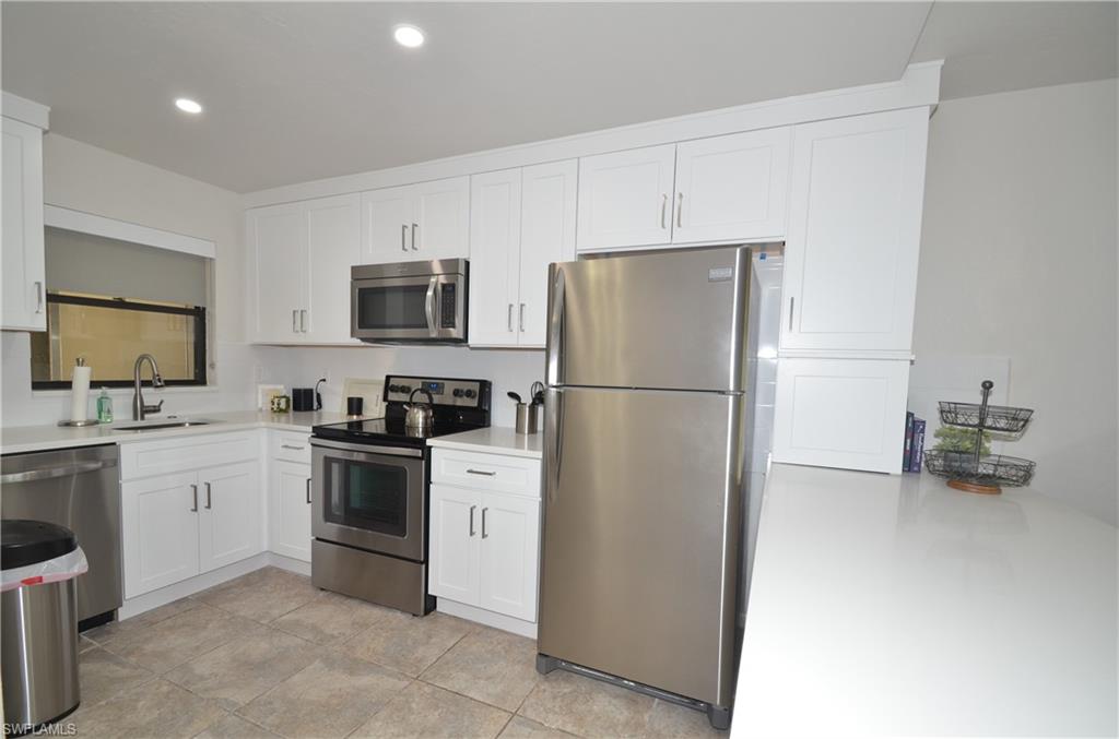 271 Southbay Dr 235 Property Photo 3