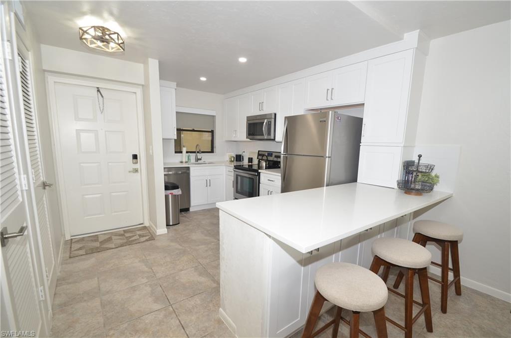 271 Southbay Dr 235 Property Photo 4