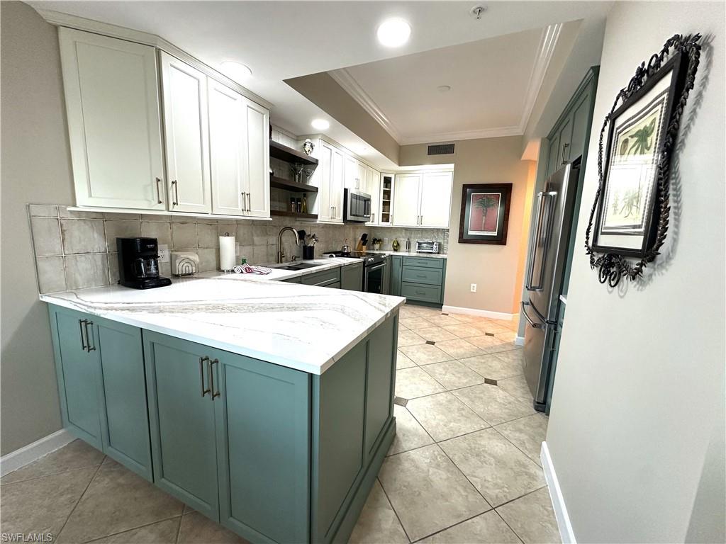 325 Dunes Blvd 306 Property Photo 10