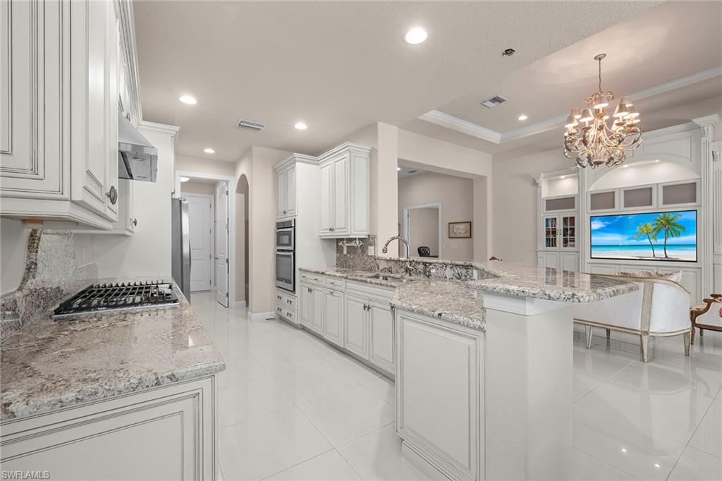 9917 Alhambra Ln Property Photo 15