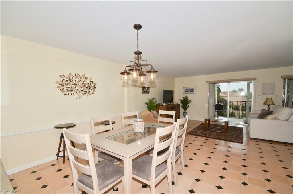 555 Park Shore Dr B-309 Property Photo 6