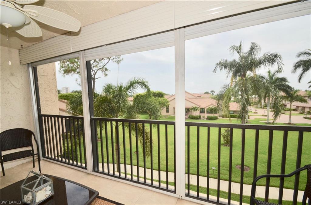 555 Park Shore Dr B-309 Property Photo 19