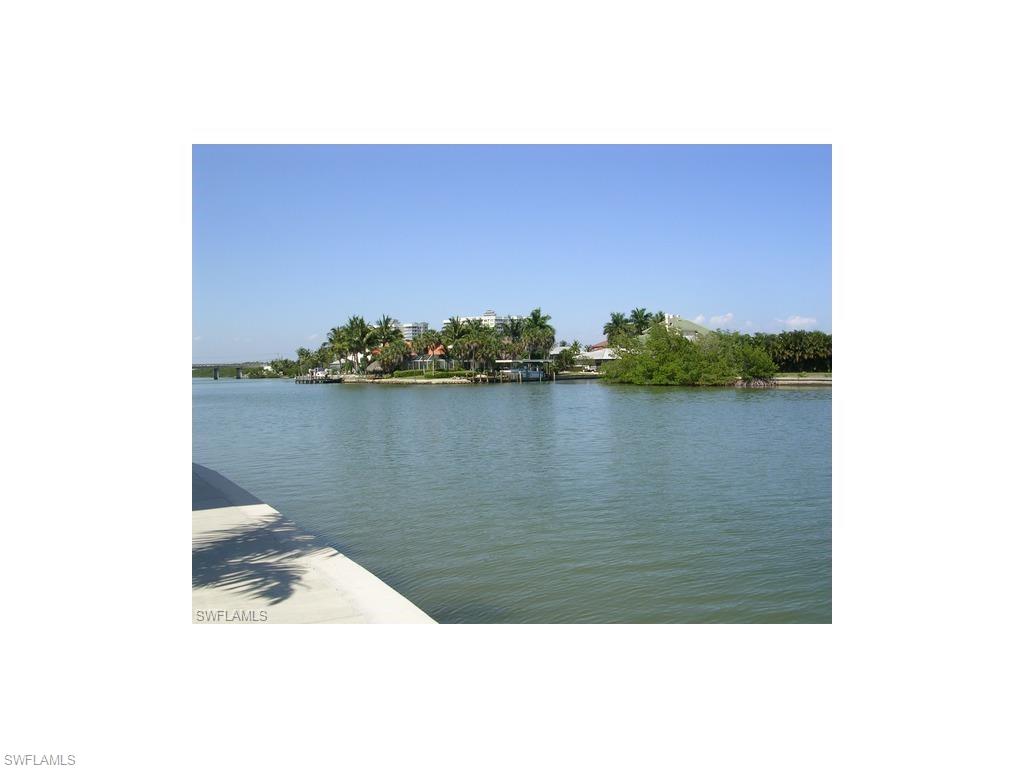 10682 Gulfshore Dr 304 C Property Photo 13