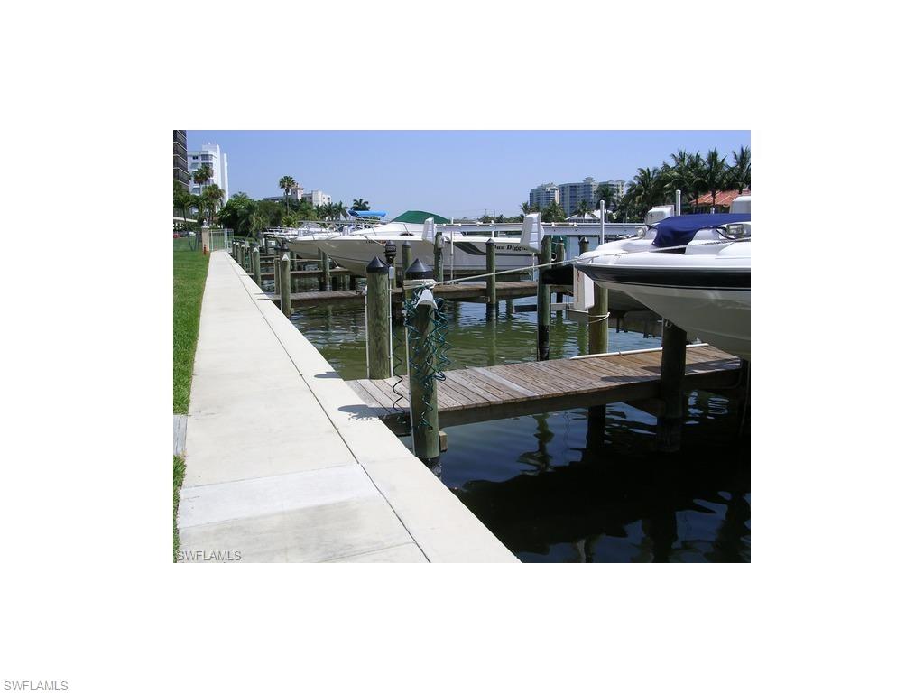 10682 Gulfshore Dr 304 C Property Photo 14
