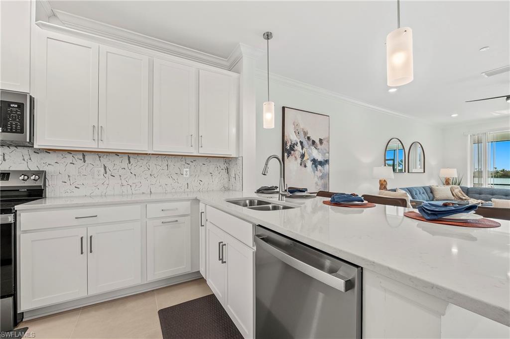 11751 Venetian Lagoon Dr 104 Property Photo 6