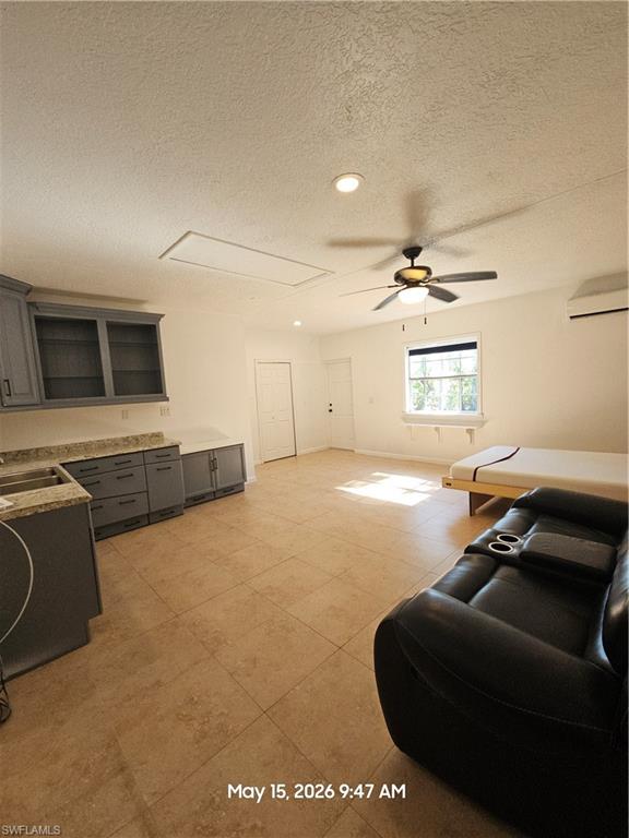 4048 33rd Ave Ne Property Photo 17