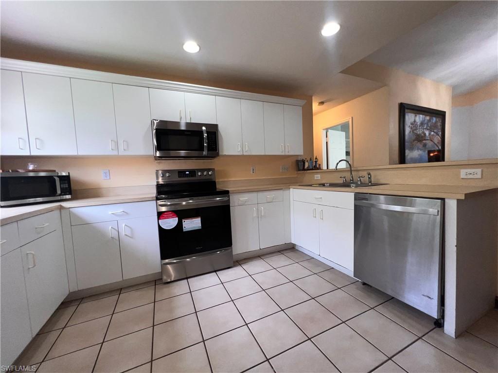 8149 Pennsylvania Blvd Property Photo 2