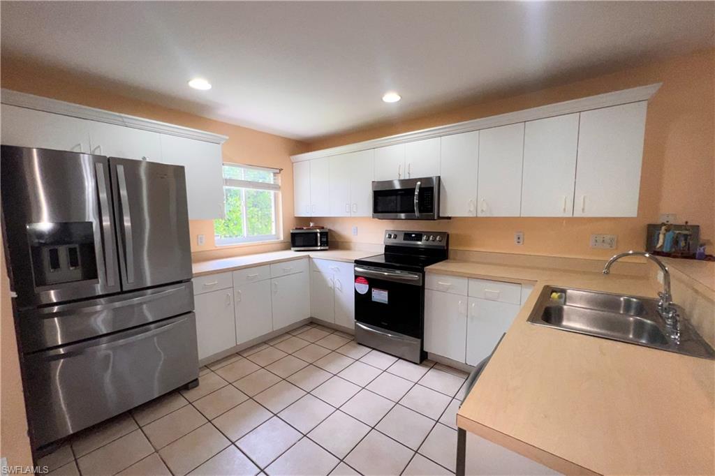 8149 Pennsylvania Blvd Property Photo 3