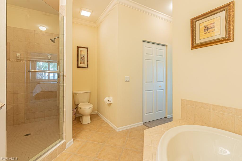 3977 Bishopwood Ct E 206 Property Photo 12
