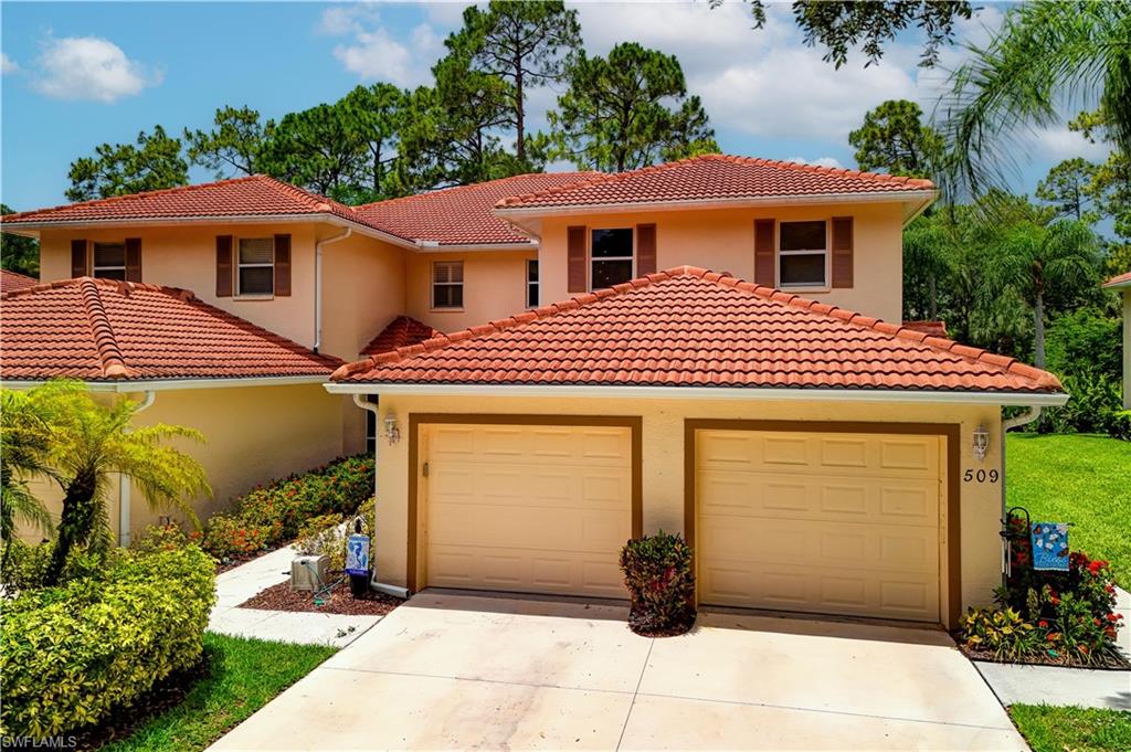 509 Robin Hood Cir 202 Property Photo 5